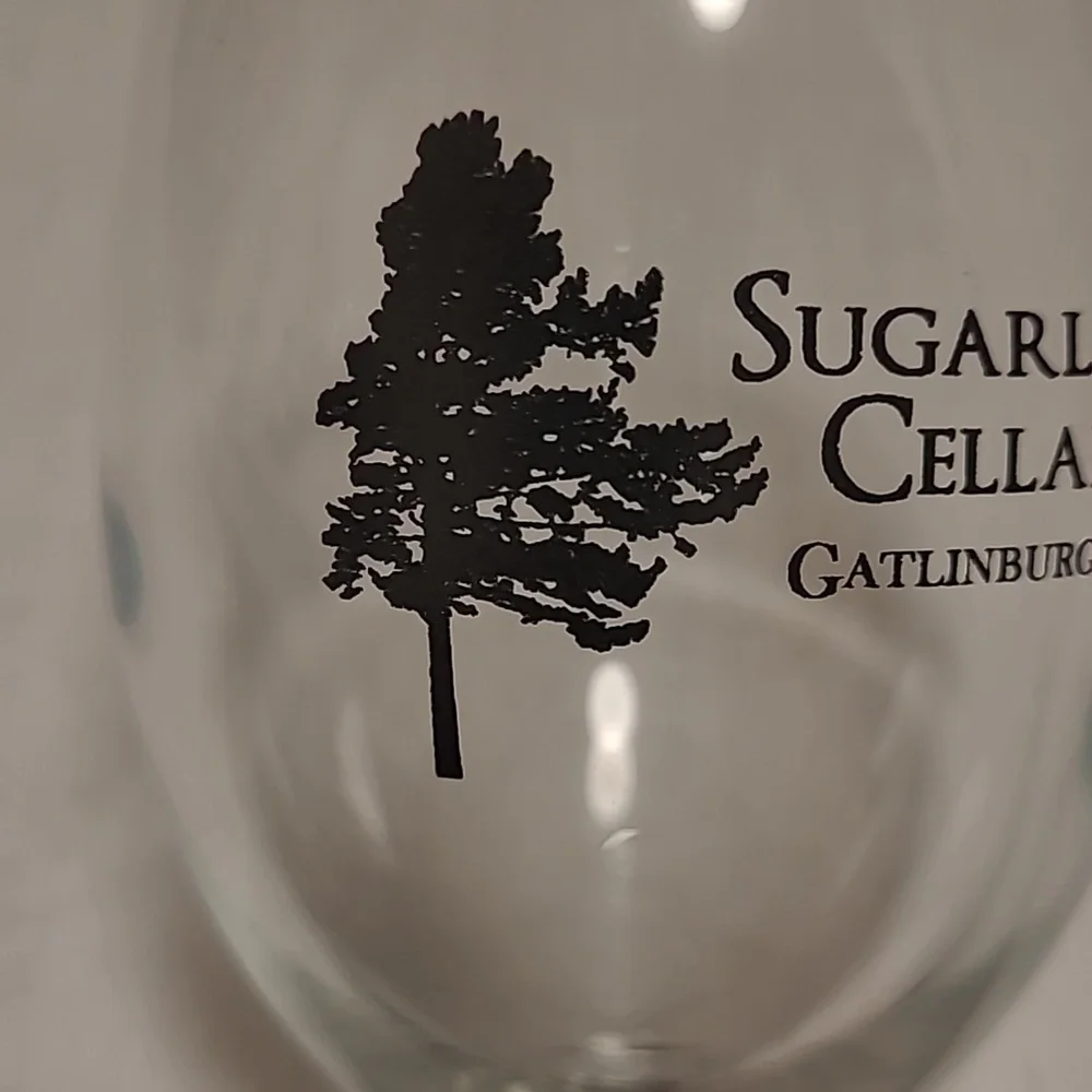Pair of Sugarland Cellars Gatlinburg TN Wine Glasses